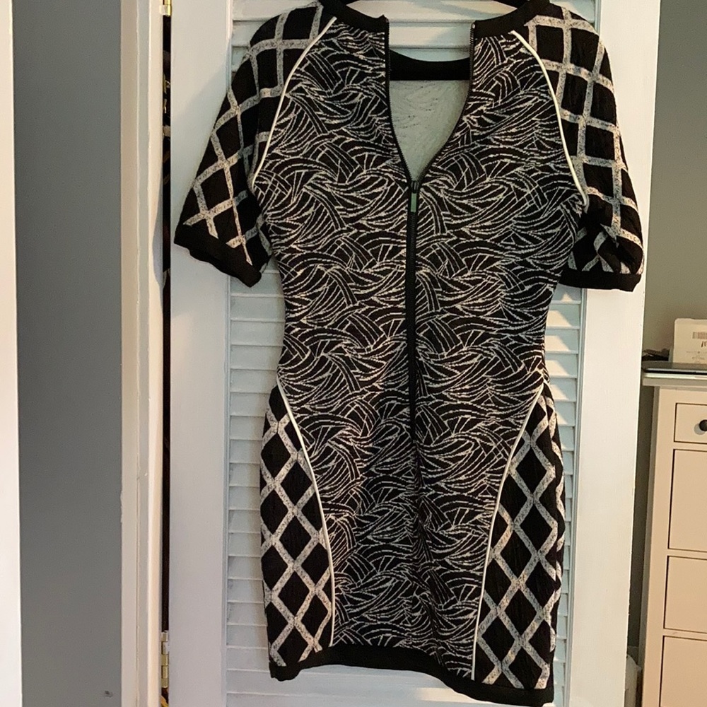 Elizabeth and James black and white dress